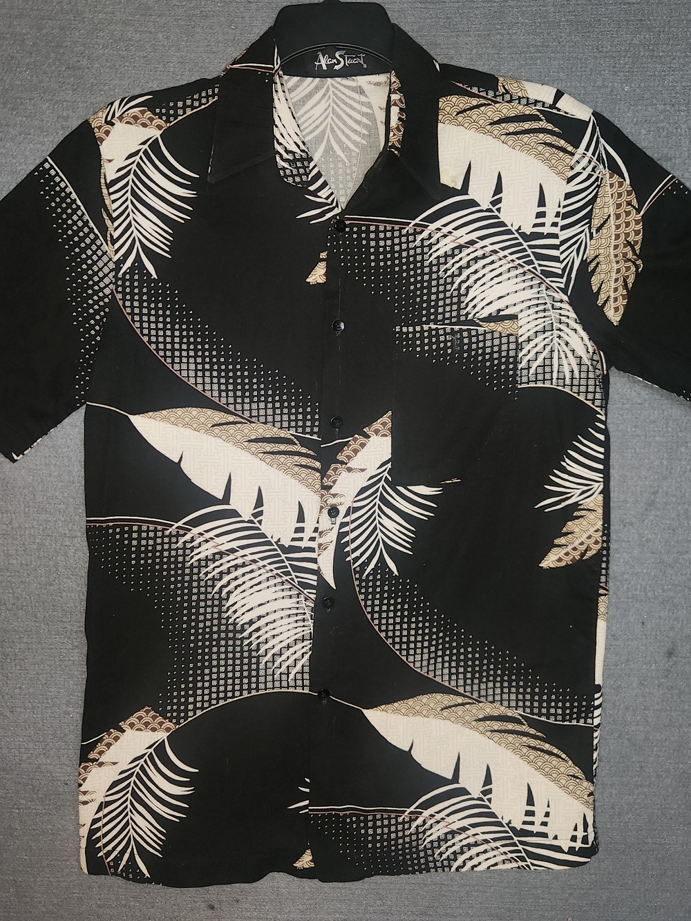 Black & Cream Palm-Print Short Sleeve Beach Shirt #384